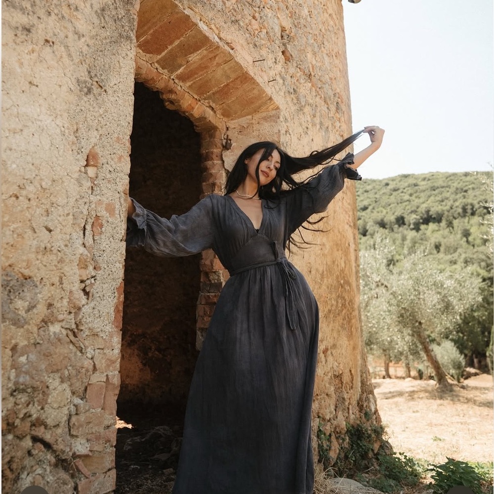 Tie-Waist Charcoal Maxi Dress with V-Neck